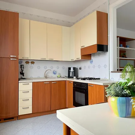 Amare Fronte Mare - Lungomare Apartment *